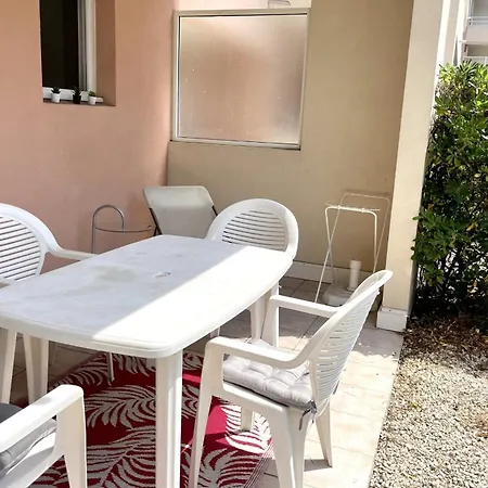 Apartman Studio With Swimming Pool Next To The Beach Antibes