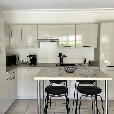 Studio With Swimming Pool Next To The Beach Διαμέρισμα